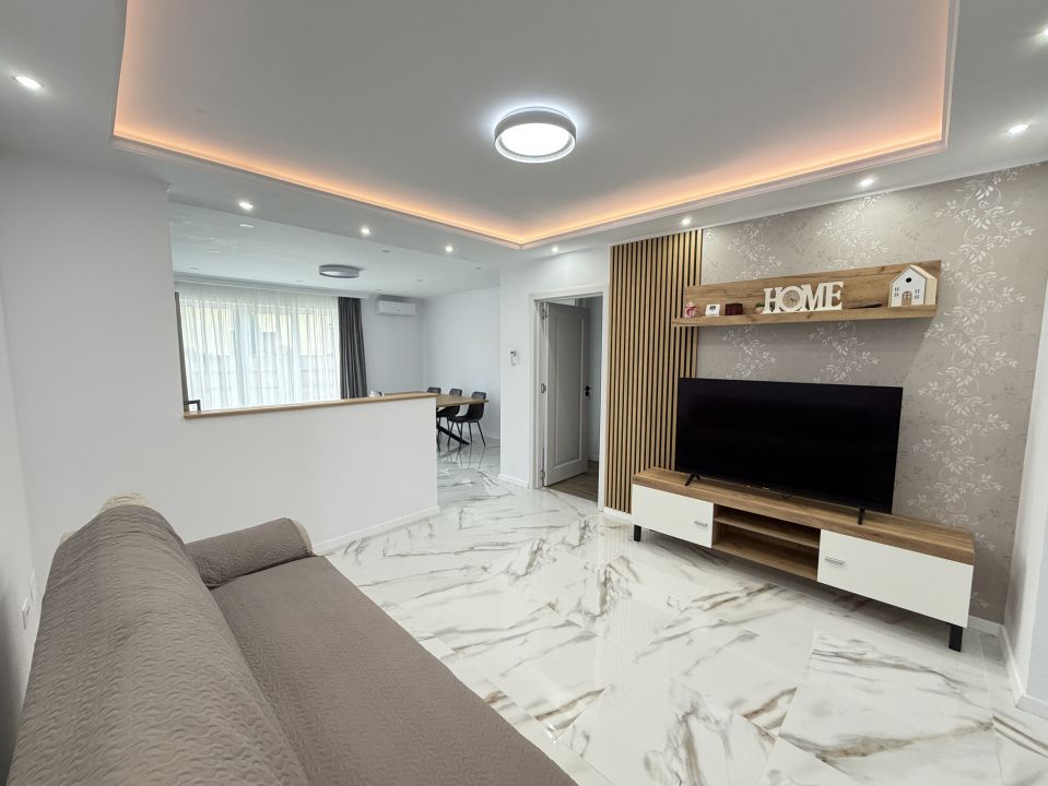 APARTAMENT NOU ÎNCHIRIERE – CENTRU, PRIMA ÎNCHIRIERE, MOBILAT, UTILAT, PARCARE – fotografia 1 din 18