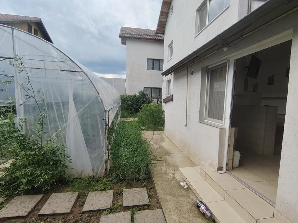 Vilă premium de vânzare/ închiriere | Str. Gimnaziului, Târgoviște, 7 camere – fotografia 10 din 10