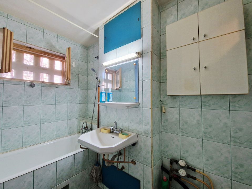Apartament spatios cu balcon inchis si beci in zona Supeco – fotografia 10 din 17