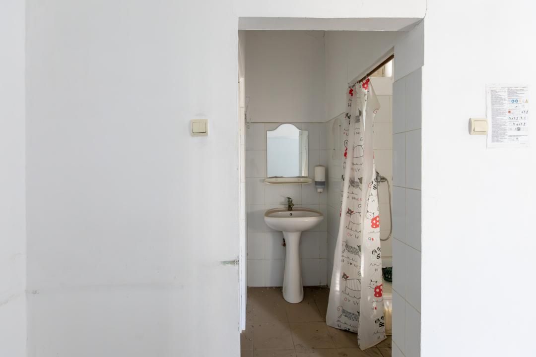Proprietate de vânzare pentru investiție–teren 3874mp+construcții 989mp, Bacău – fotografia 24 din 47