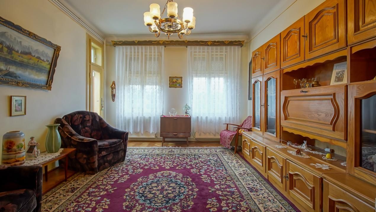 De vânzare casă în cartierul Șchei pe Strada Cotun, nr. 9 – fotografia 30 din 31