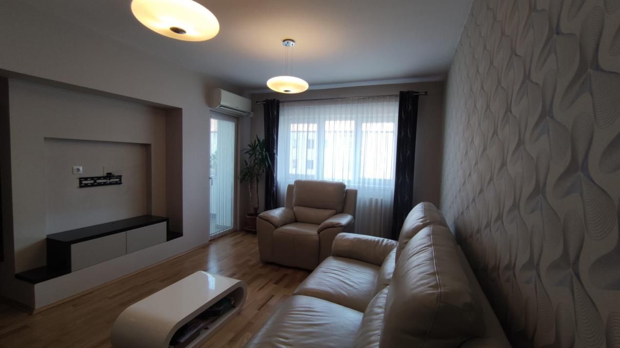 Apartament 3 camere, zona Penny Cireșica – etaj 3, semidecomandat – fotografia 4 din 16