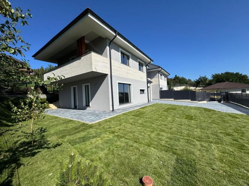 Casă cuplată prin garaj, 145 mp utili, terasă 27 mp | Feleacu – fotografia 4 din 8