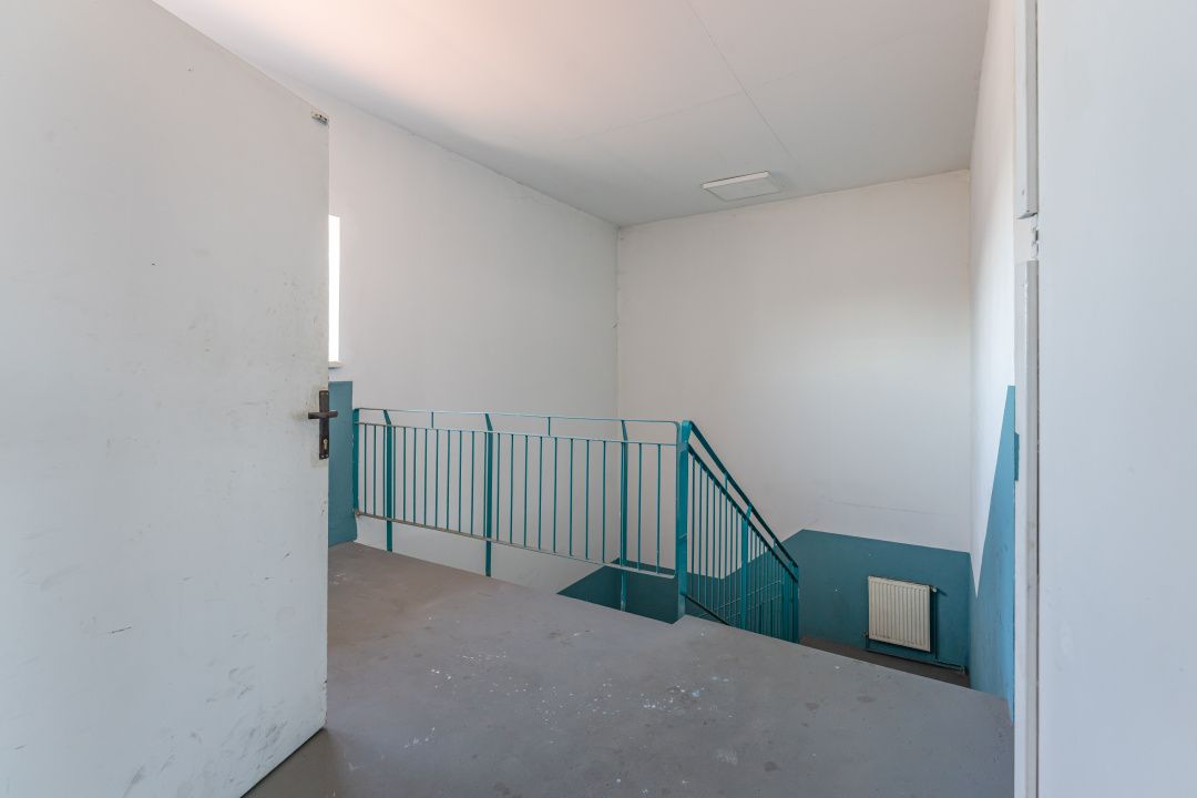 Hală 664 mp cu showroom, lift marfă și 15 parcări Brașov – fotografia 8 din 22