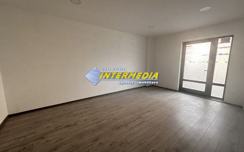 Spatiu comercial 51 mp vanzare CETATE Piata -Stadion vad f bun, finisat total