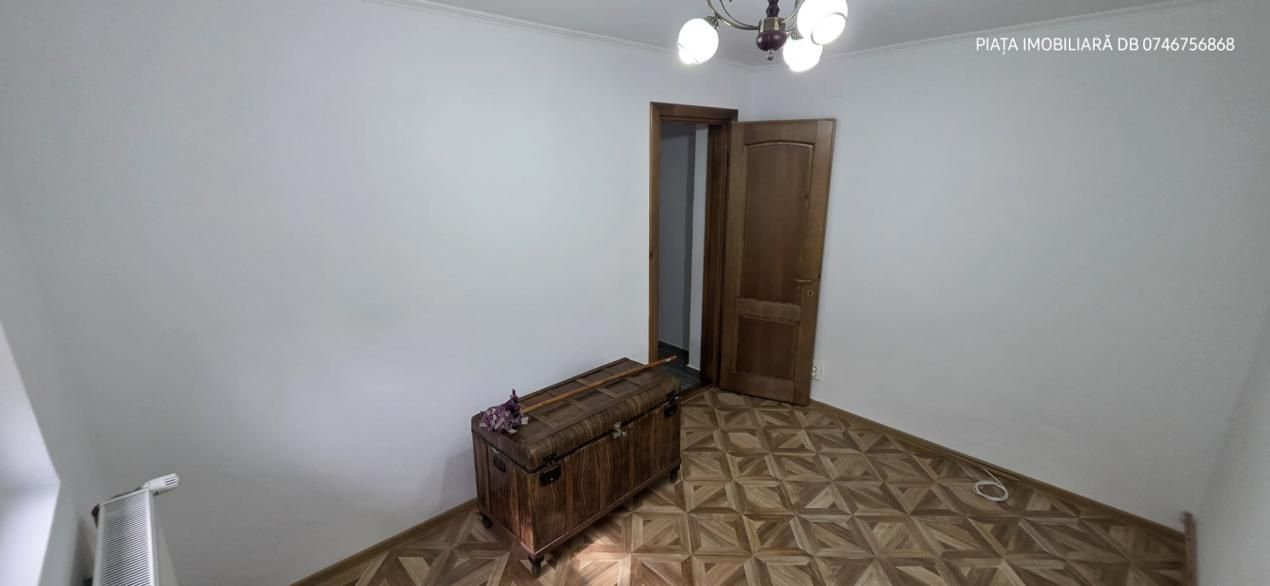 Apartament 3 Camere Decomandat, Etaj 1, Renovat complet, totul nou - Micro 6 – fotografia 3 din 11