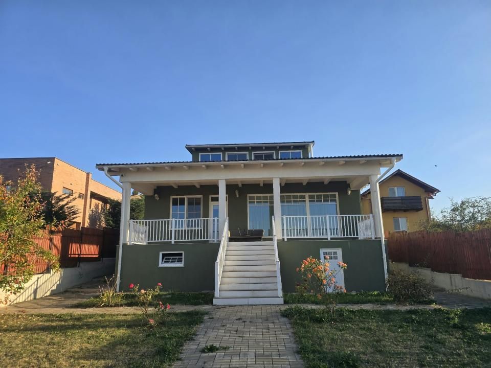 Casă individuală mobilată | 303 mp utili | Teren 870 mp | Sălicea - intrare – fotografia 1 din 14