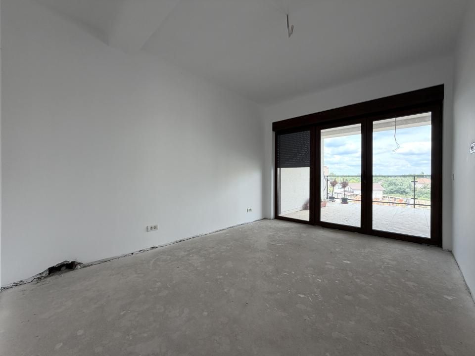 Penthouse 3 Camere, 67mp utili, 32mp terasa, etaj 3, bloc nou - Giroc – fotografia 4 din 10