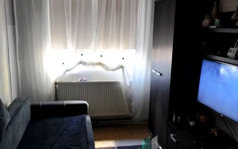 2 camere decomandate | Etaj 1/10 | Balcon | Clăbucet/Manastur–lângă pădure