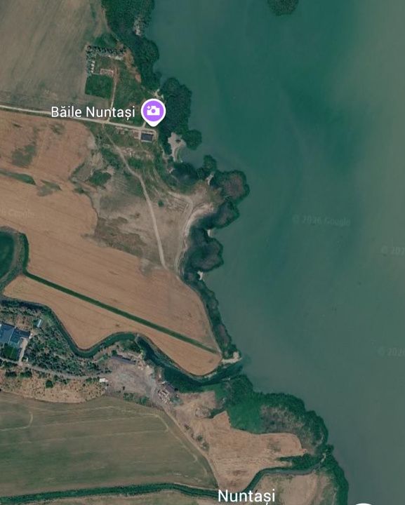 Teren intravilan de vanzare pe malul Lacului - sat. Nuntasi – fotografia 1 din 2