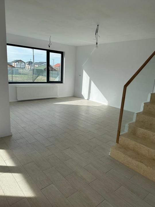 Ready to move | Dascalu - Vila 5 camere | TEREN 400 MP – fotografia 21 din 33