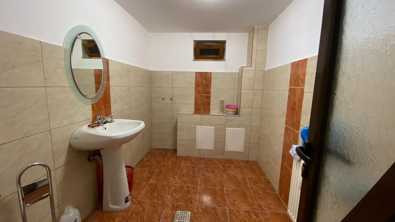 Casa D+P+1 Garaj dublu 2 Terase 925 mp Teren CETATE Kaufland Finisata Mobilata – fotografia 55 din 65