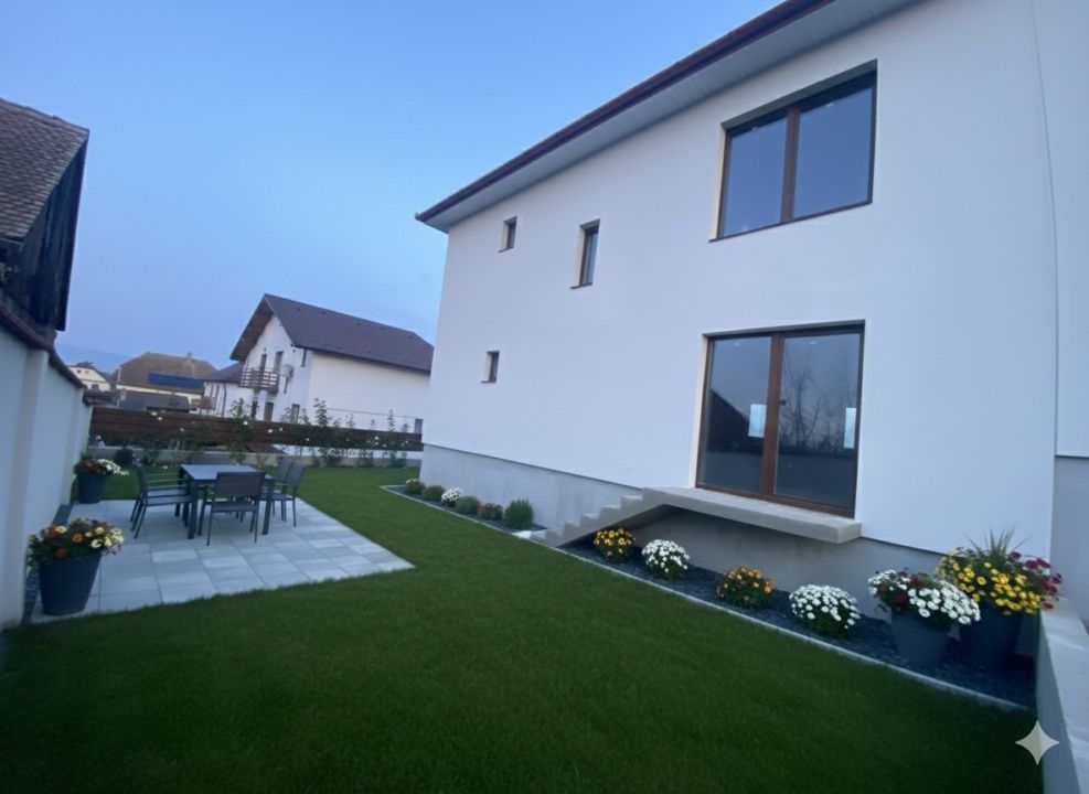 Casa 4 camere de vanzare 117 mpu teren liber 230mp Sibiu in Sura Mica – fotografia 3 din 7