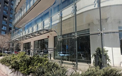 Comercial Premium | Showroom | Ultracentral | Corneliu Coposu