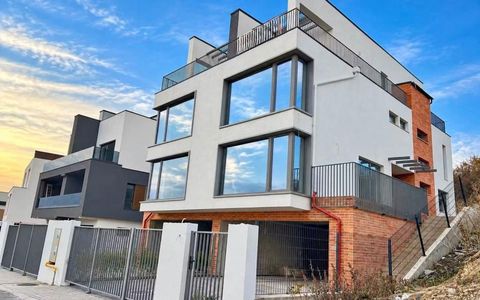 Unitate duplex, 170mp cu garaj in Voronet