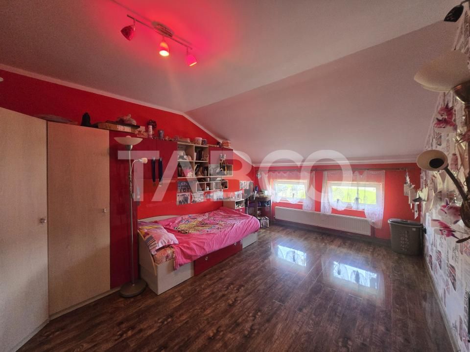 Casa individuala de vanzare 132mpu cu garaj zona Tineretului Sibiu – fotografia 1 din 24