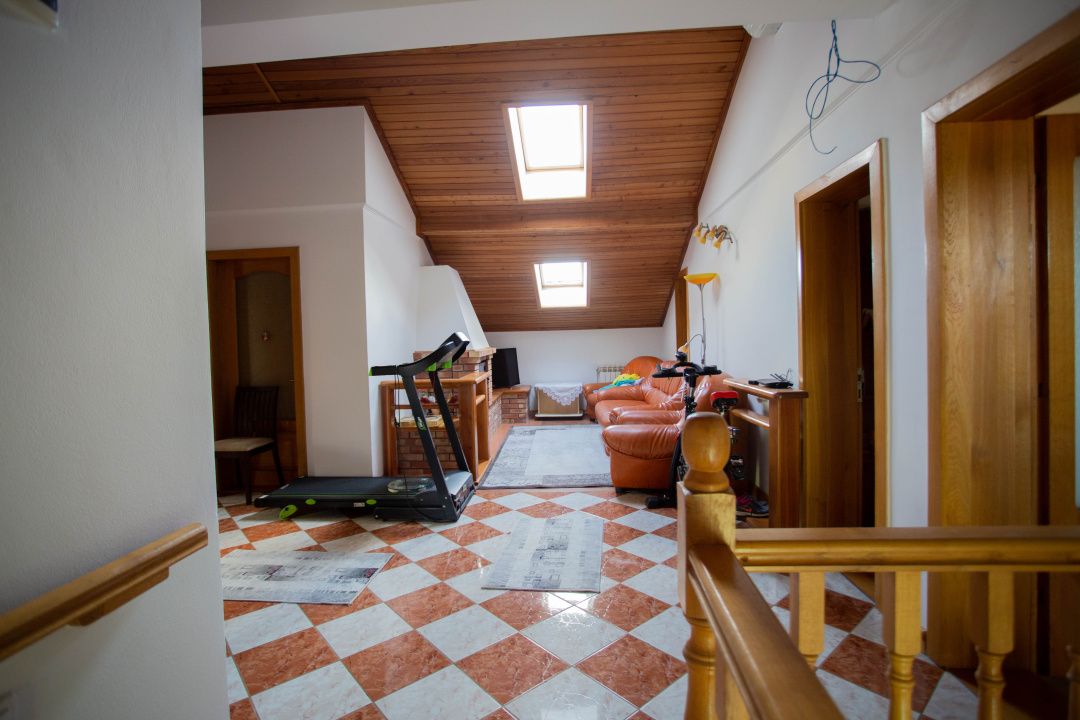 Casă De Vânzare | Comănești, Județul Bacău | COMISION 0% – fotografia 34 din 72