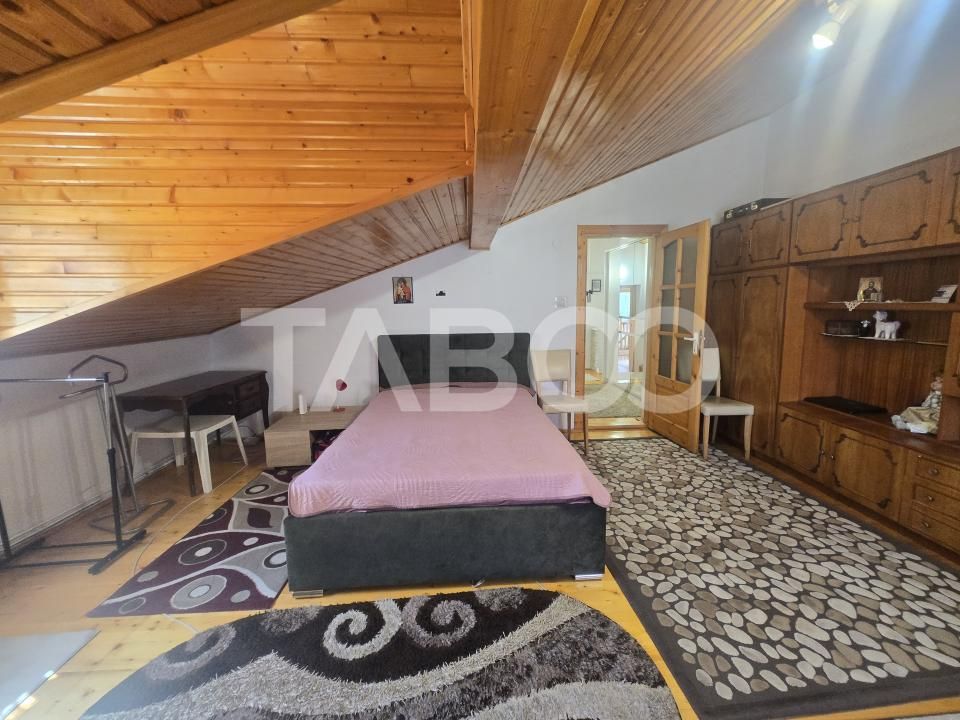 Apartament 2 camere de vanzare la casa 77mp curte pivnita Sub Arini – fotografia 11 din 20