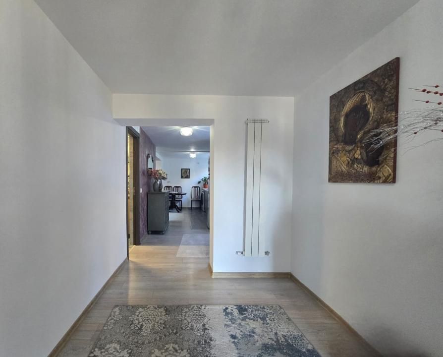 Casă 2 Mai | 6 dormitoare - băi proprii | 685 MP Teren – fotografia 8 din 22