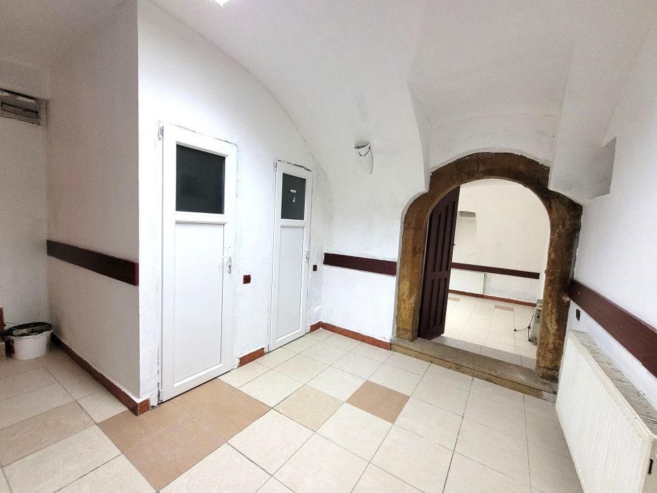 Spatiu cu suprafata generoasa, in centrul Clujului – fotografia 7 din 7