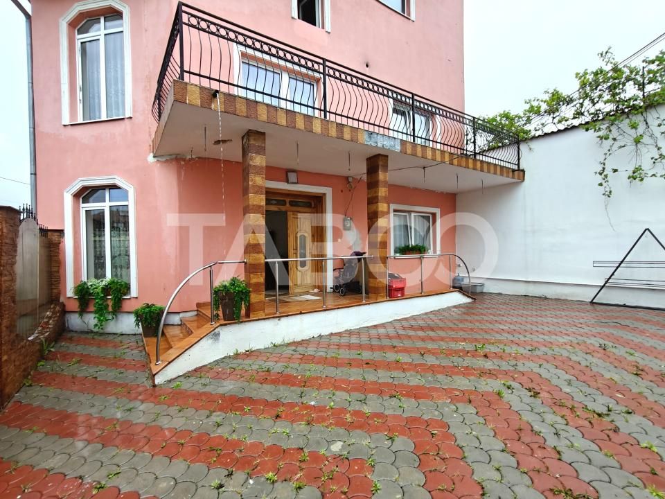 Casa moderna si spatioasa 5 camere luminoase - mobilata si utilata – fotografia 11 din 24