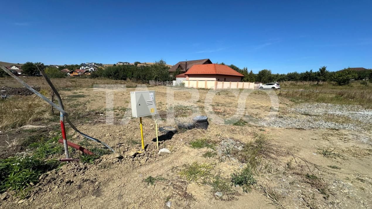 Teren cu PUZ si autorizatie de constructi 650 mp intravilan  Sura Mare – fotografia 2 din 5