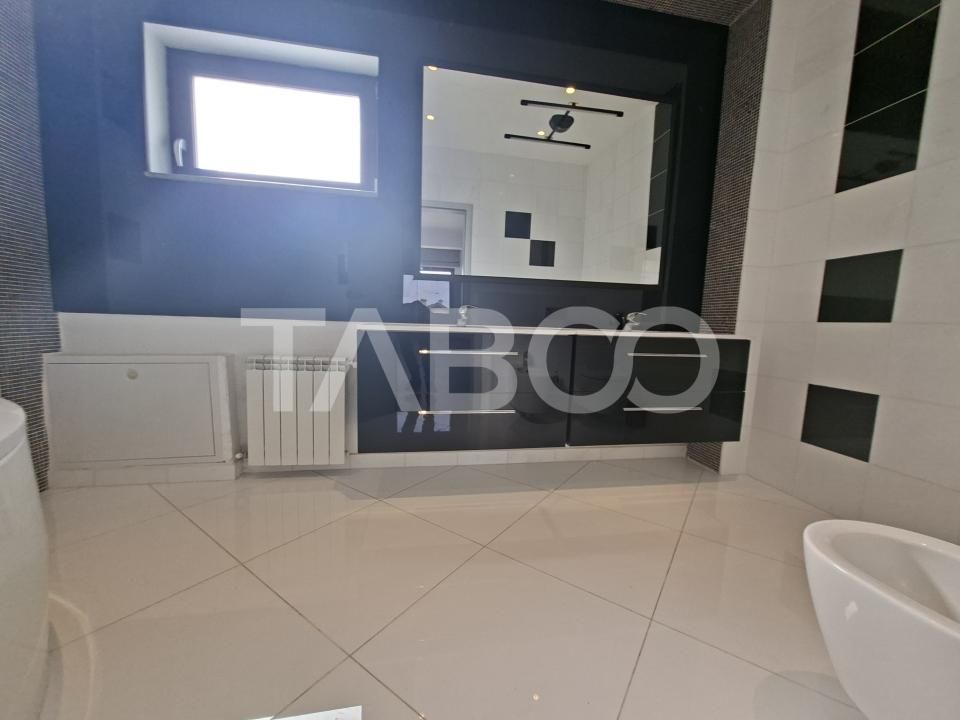 Casa cu adaos de iubire- Vila spectaculoasa de vanzare – fotografia 19 din 32