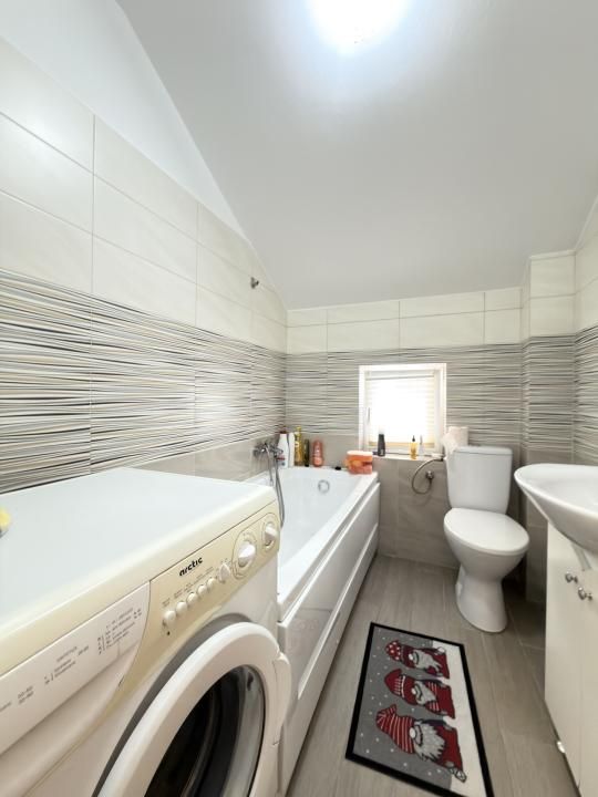 Apartament 3 camere, Semidecomandat, 57 mp utili, etaj 2 - Dumbravita – fotografia 9 din 11