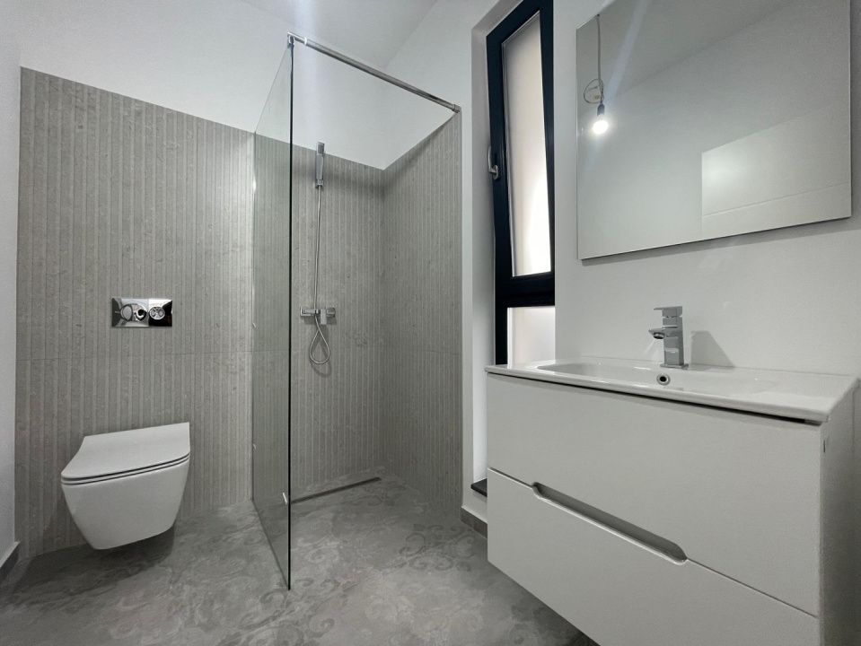 Duplex 4 camere central - Mosnita Veche – fotografia 14 din 17