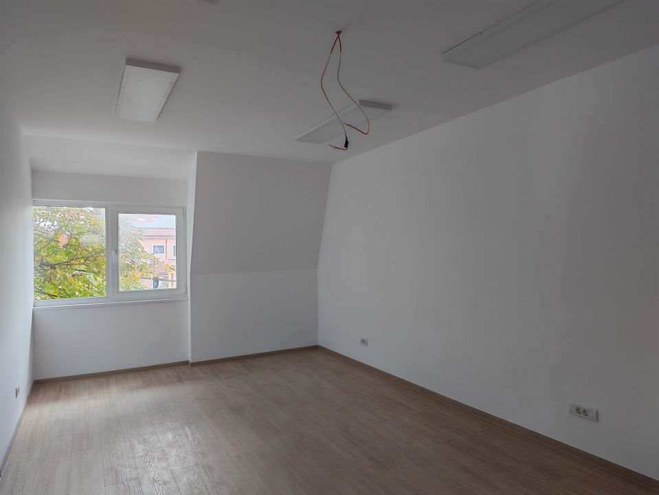 TOMIS II – birouri de inchiriat, diverse suprafete! Comision 0% – fotografia 3 din 6