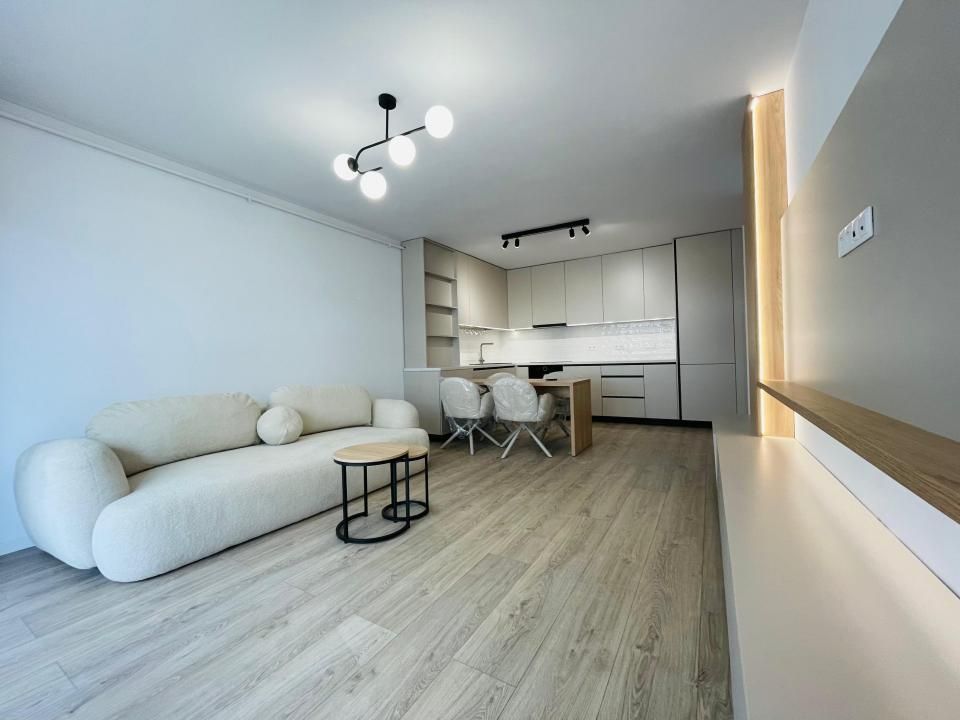 Apartament 2 Camere, LUX, 53 mp, lift, garaj, panoramic, zona Eroilor! – fotografia 2 din 8