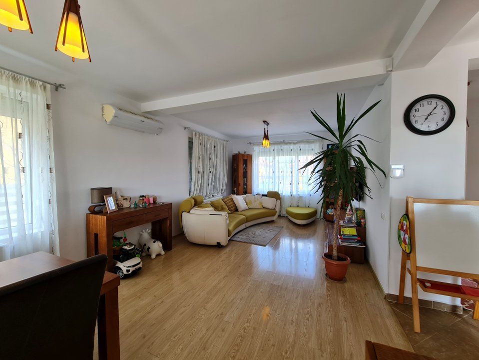 Casă Domnești | Spațioasă, Luminoasă, Ideală pentru Familie – fotografia 5 din 23