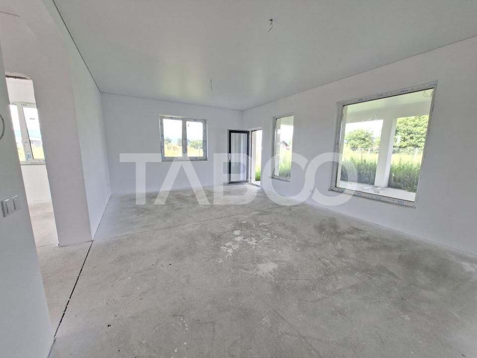 Casa individuala pe un singur nivel 479 mp teren Cristian Sibiu – fotografia 6 din 22