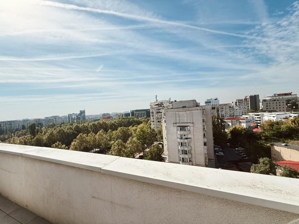 Apartament 3 camere de designer, vedere Palatul Parlamentului – Bulevard Unirii – fotografia 7 din 20