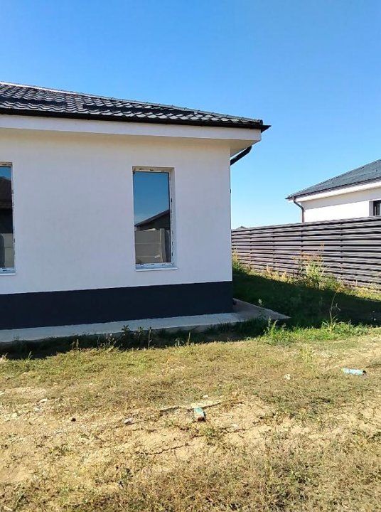 Casa spatioasa,bine compartimentata,ideala pentru familie! Varteju-Magurele – fotografia 13 din 14