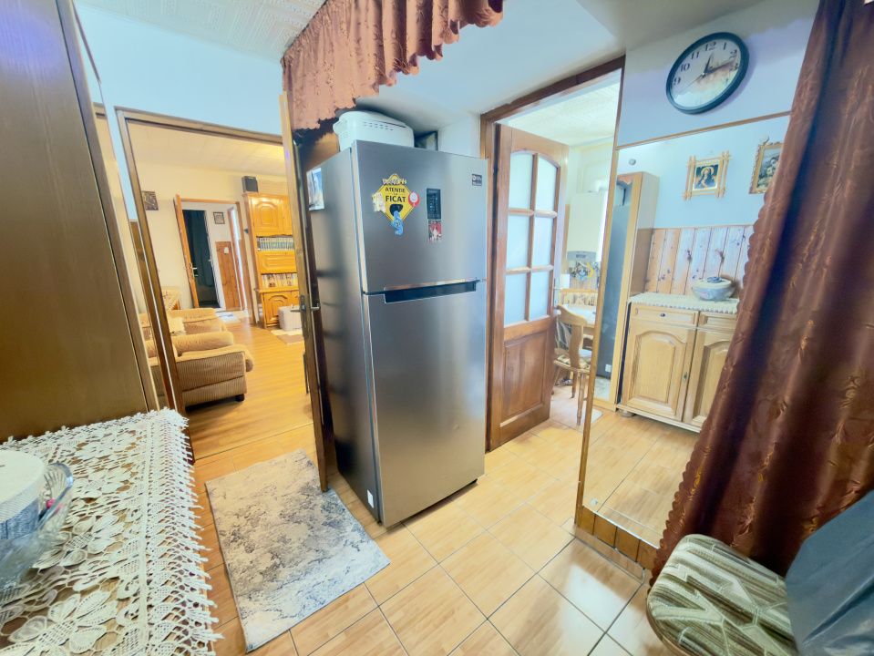 Apartament 2 camere, 52.14 mp, cartier Craiovita Noua, zona Scoala Elena Farago – fotografia 4 din 7