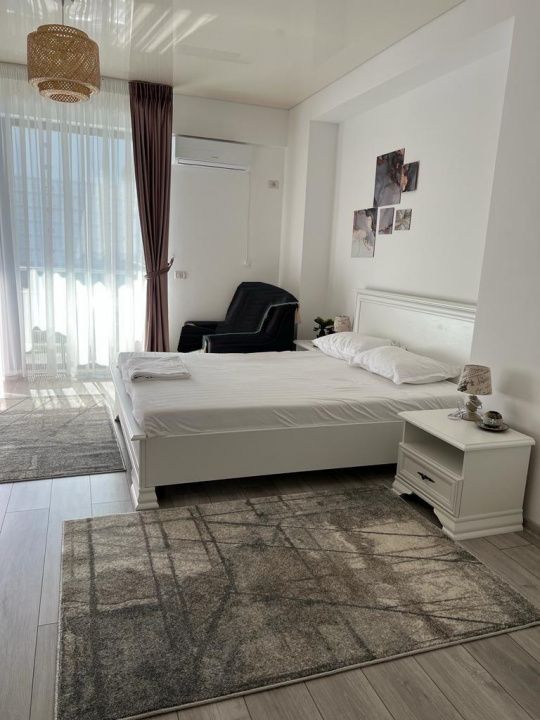 Studio la doi pasi de mare, Mamaia Nord – fotografia 9 din 17