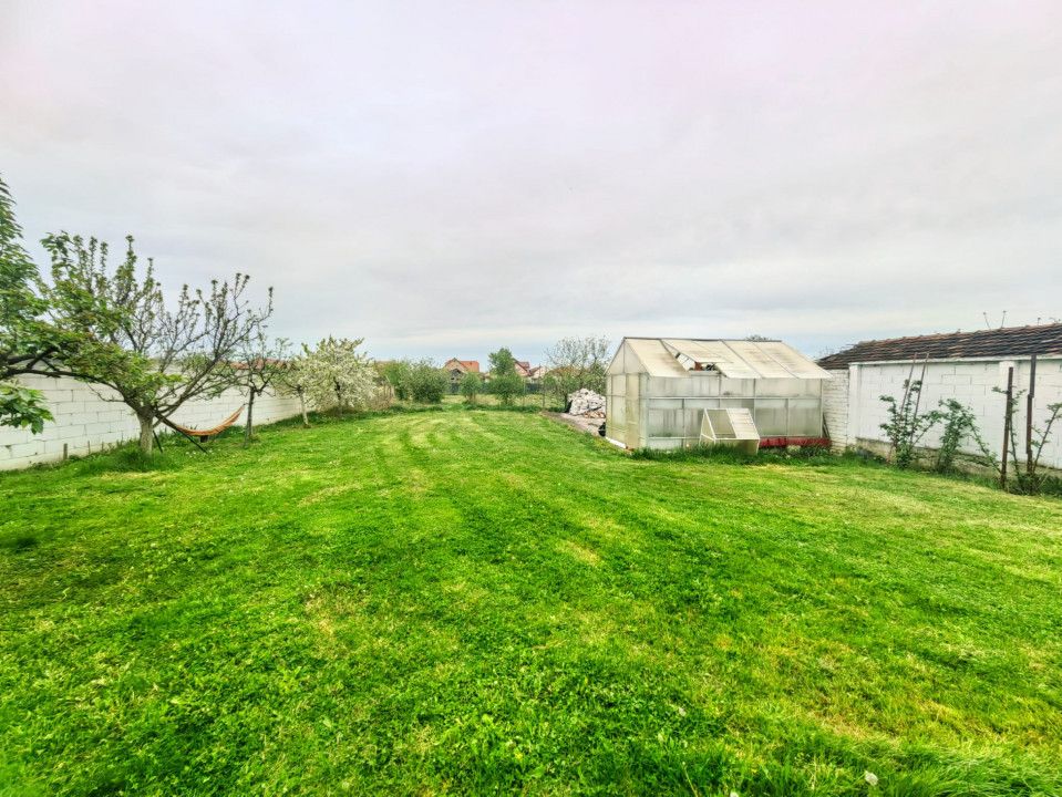 Casa Inedita , 300 mp utili, P+M,  5 bai, 6 dormitoare , 1975 mp teren,  Sacalaz – fotografia 5 din 91