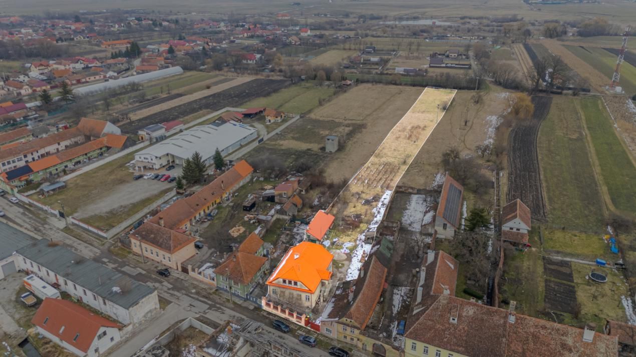 Proiect de restaurare lângă Cetatea Prejmer,  casă și teren de 5.458 mp – fotografia 5 din 35