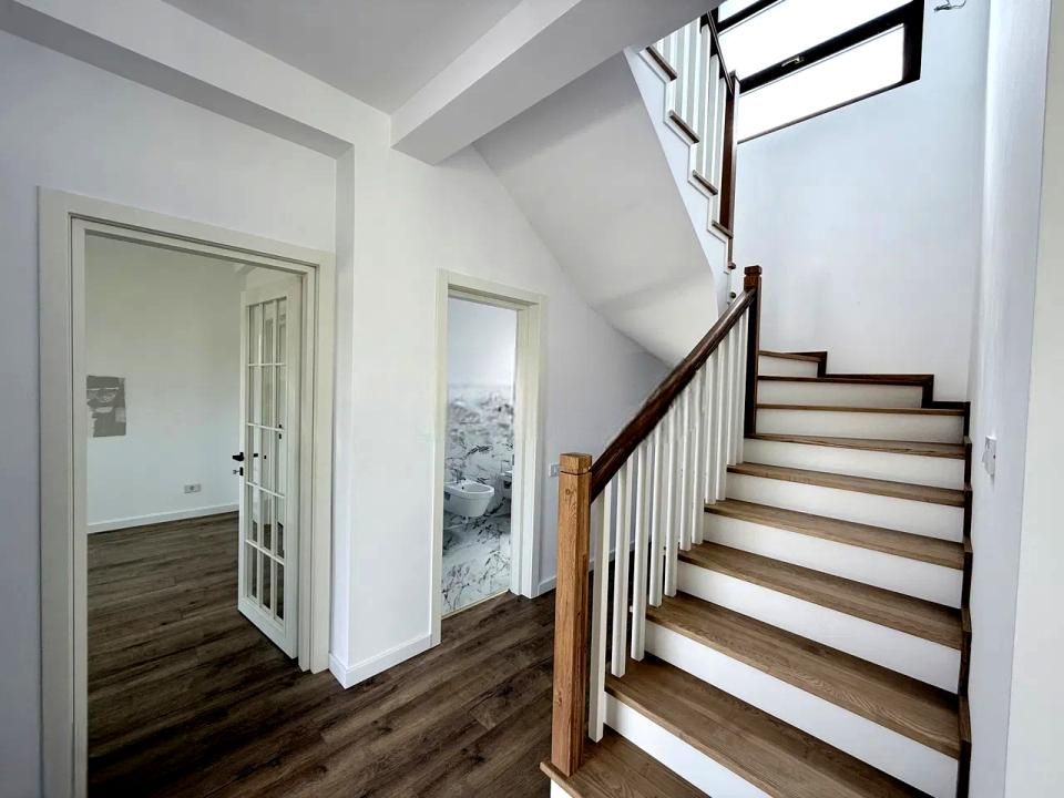 Vilă 5 camere 200 mpu | Curte 400mp | Pipera - Tunari – fotografia 15 din 20