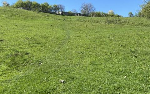 Teren intravilan de vânzare, 1.400 mp, Vâlcele