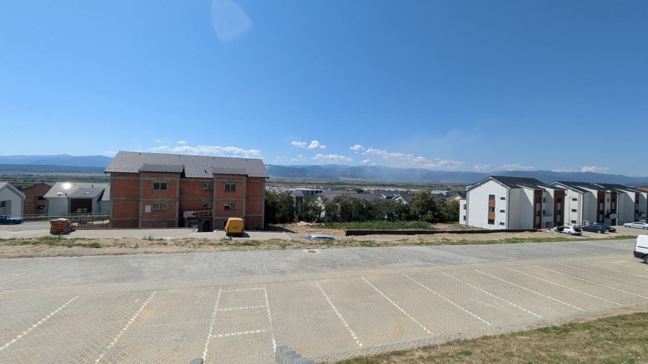 DAVINCI HOMES | 69.900 EURO, FINISAT, CU PARCARE ȘI VEDERE LIBERĂ SPRE MUNȚI – fotografia 4 din 20
