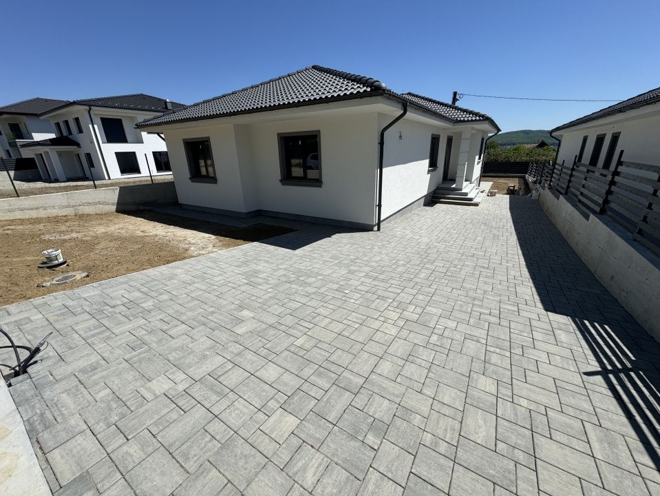 Case Noi la Cheie în Zona Valea Rusului – 117 mp Utili, 450 mp Teren – fotografia 1 din 5