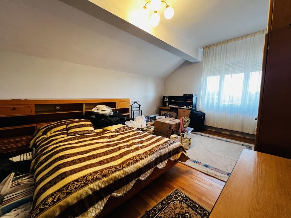 Vila cu 5 camere, 3 bai in Zona Cetatii Timisoara – fotografia 7 din 12