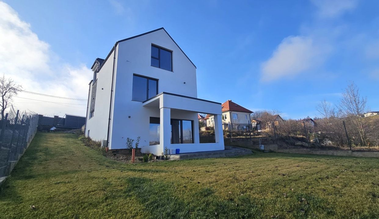 Casa individuala, cu panorama, in Feleacu – fotografia 1 din 8