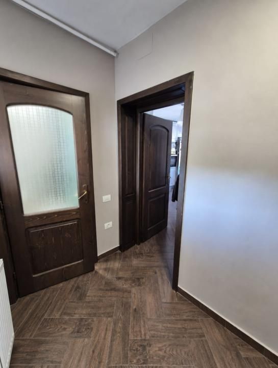 APARTAMENT DE 4 CAMERE DE VÂNZARE – BRAȘOV, ZONA STRĂZII AUREL VLAICU 255000 – fotografia 11 din 19