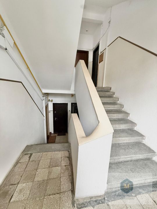 Metrou Lujerului - ap. 3 camere - necesita renovare completa – fotografia 16 din 21