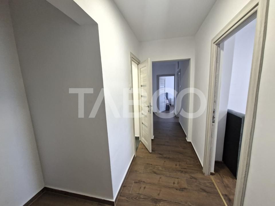 Apartament de vanzare 3 camere decomandat Mihai Viteazul bloc cu lift – fotografia 11 din 17