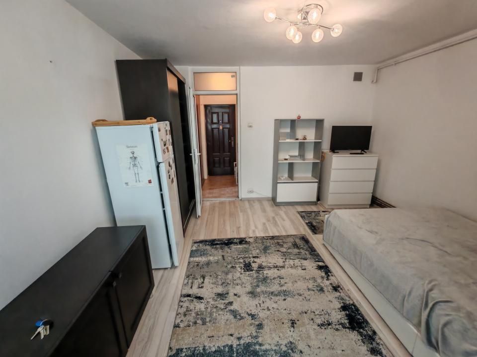 Inchiriere garsoniera cu centrala proprie, zona Titan-Costin Georgian – fotografia 1 din 6