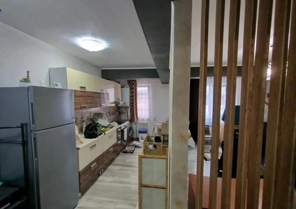Apartament tip studio, 35 mp, complet utilat mobilat, Eroilor – fotografia 4 din 8